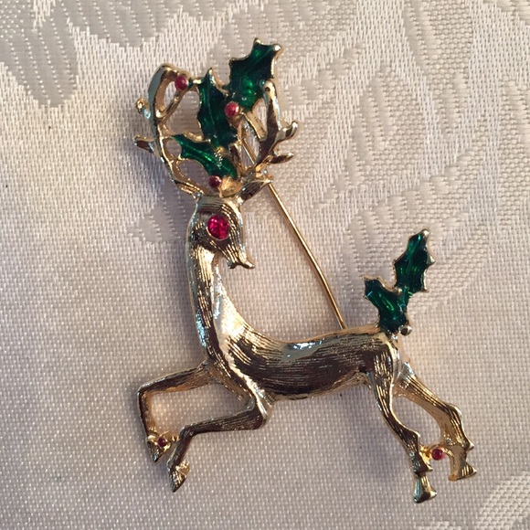 Vintage reindeer Christmas pin - Picture 1 of 4
